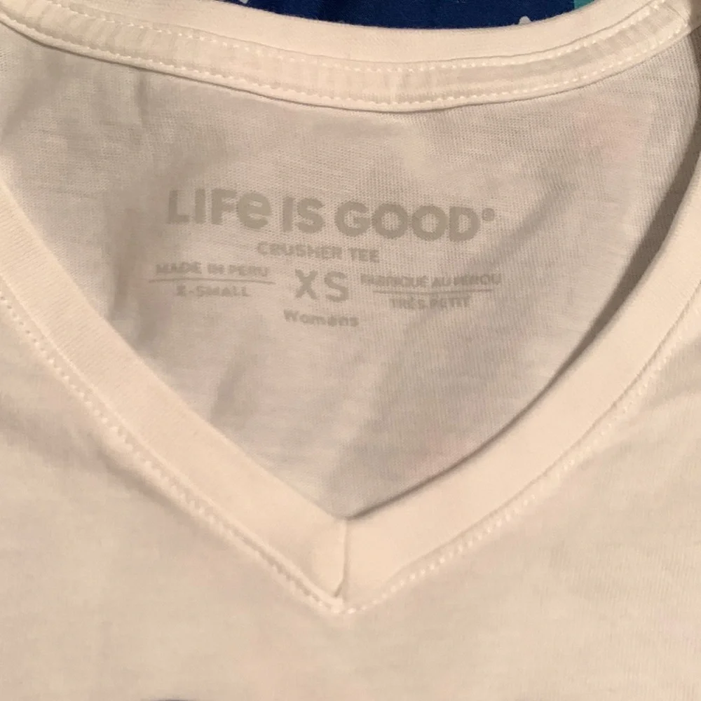Life Is Good patriotic shirt - Picture 3 of 6